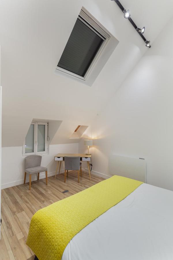 Suite Appart Place Versepuy Шантийи Экстерьер фото